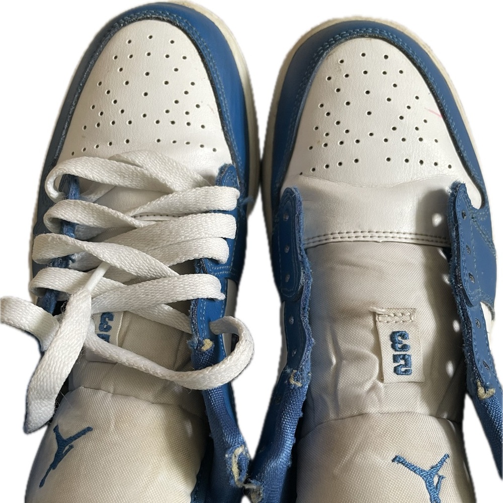 Jordan Air 1 Low Marina Blue and White Sneakers - Picture 3 of 11